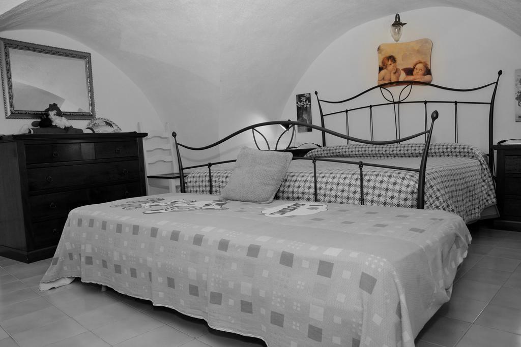 Appartamento Annamaria Ostuni Habitación foto